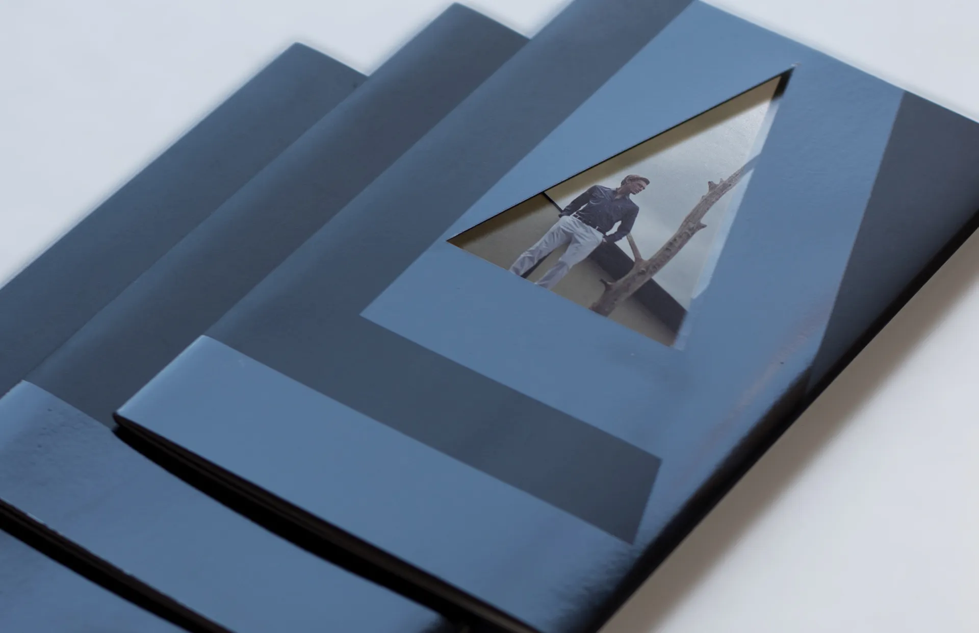 AZZARO PARIS - Gallery Image 1